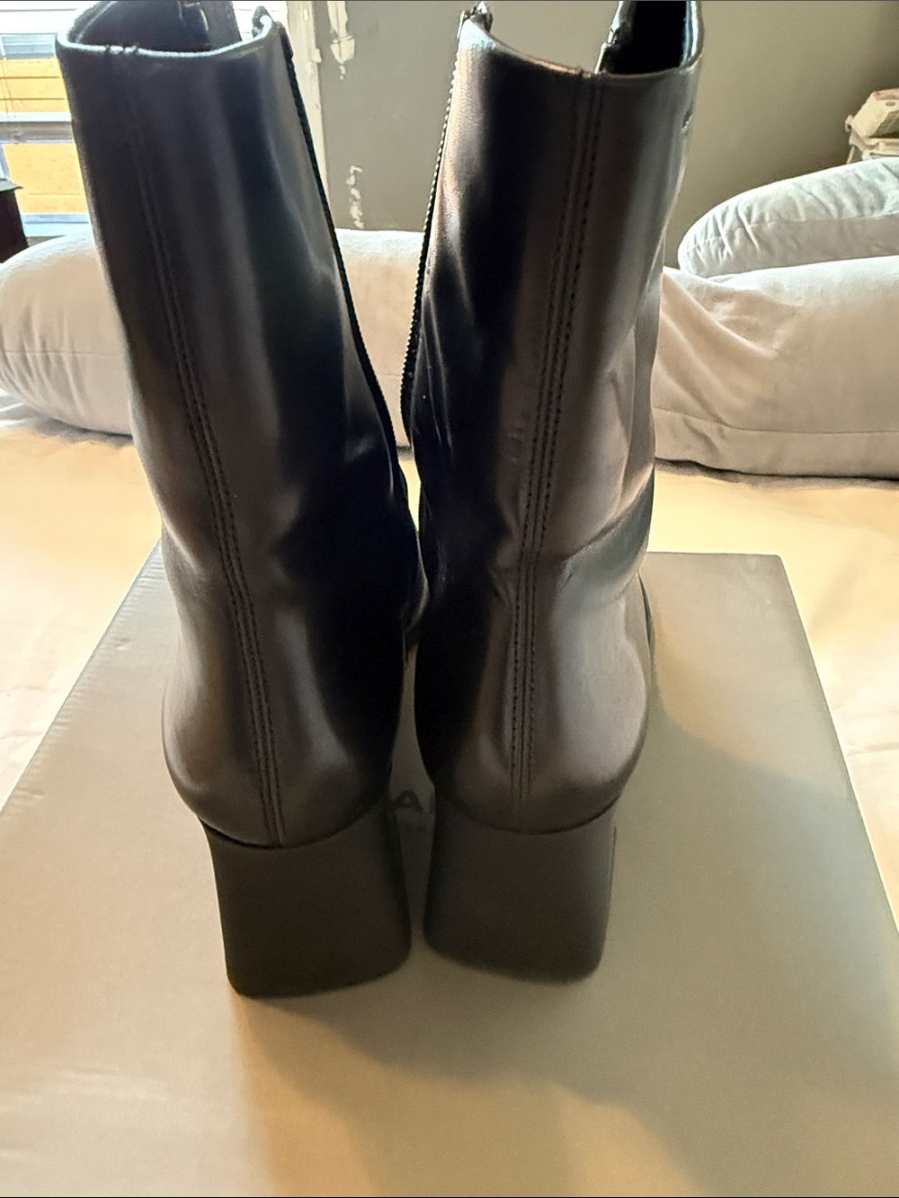 Vagabond Black Square-Toe Mid-Calf Boots - Picture 3 of 6